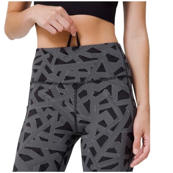 Lululemon Pace Rival High-Rise Crop 22" Labyrinth Black Light Cast / Black Sz 6 - Picture 5 of 12